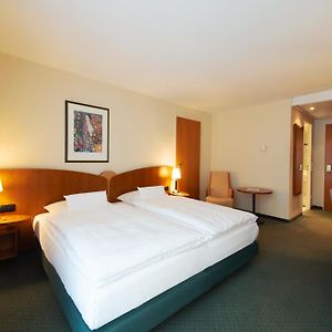 Standard Zimmer mit Kingsize-Bett